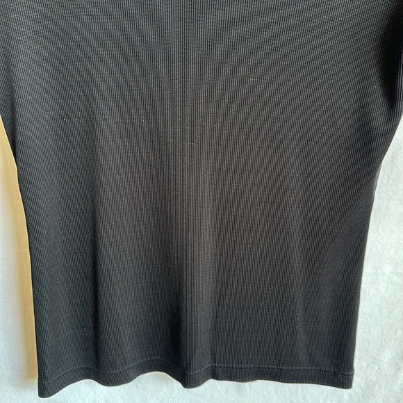Express Tricot black short sleeve top, size M - Picture 3 of 7